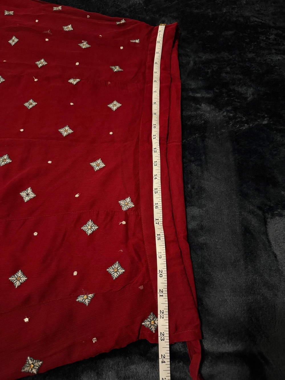 Salwar Kameez Embroidered Green Tunic with Maroon Dupatta - Picture 14 of 16